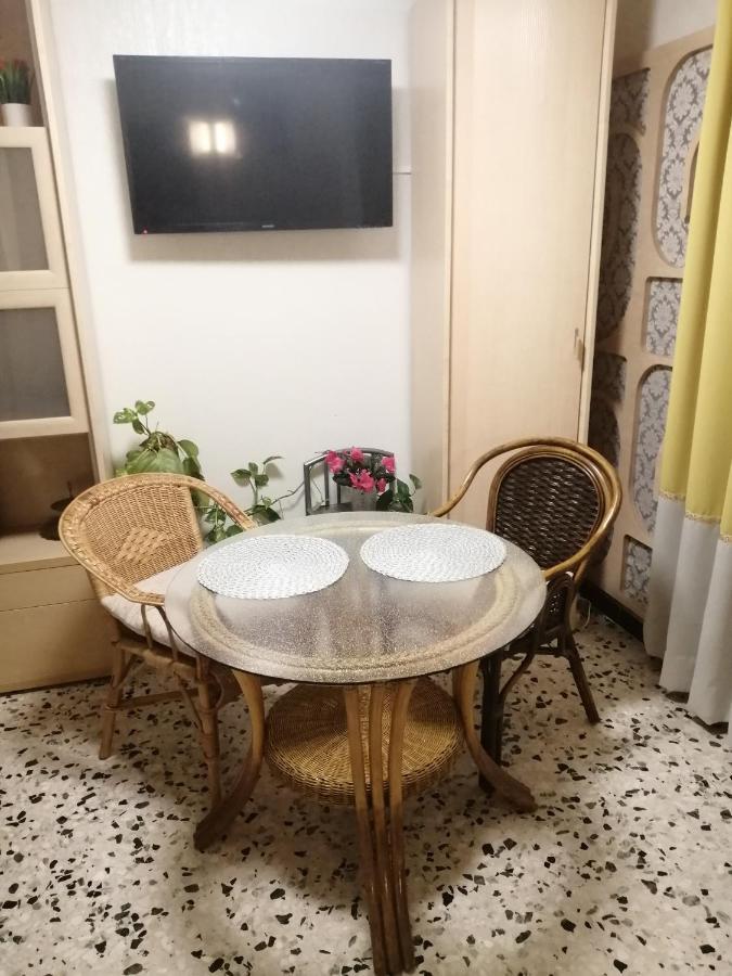 Magnifique Studio Non Fumeur Pres De La Gare Béziers Extérieur photo